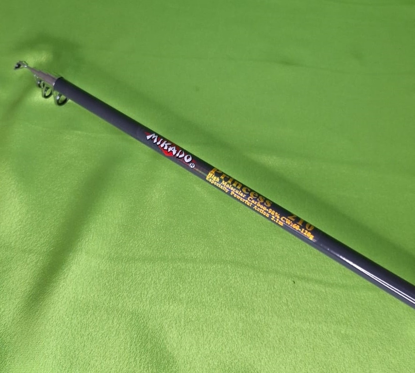 Спиннинг телескоп Mikado Princess CARBON 60-120гр, 2,1м