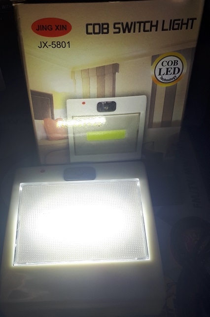 Фонарик универсальный аккум+батарейки (Li-on 18650 и 3хАА) с функцией PowerBank арт.5801